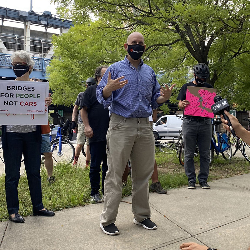 Photo of NY Assembly Member Harvey Epstein at the rally